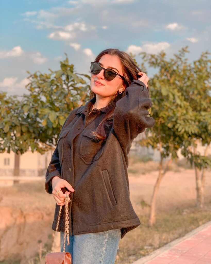 varanasi escort service