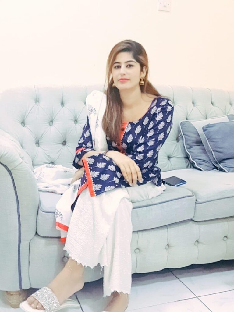 Russian escorts in Raipur