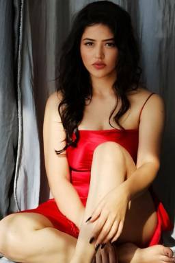 How Escorts Can Improve Your Bedroom Skills